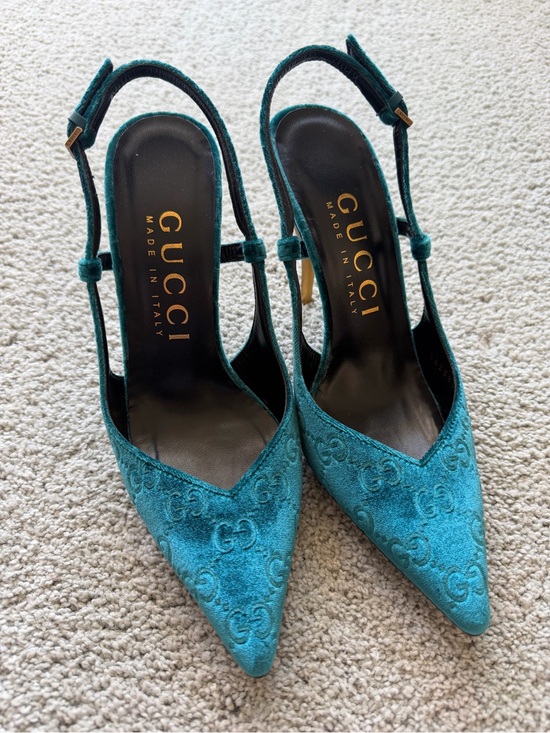 Gucci Shoes - Gucci Teal Embossed Velvet Slingback Heels